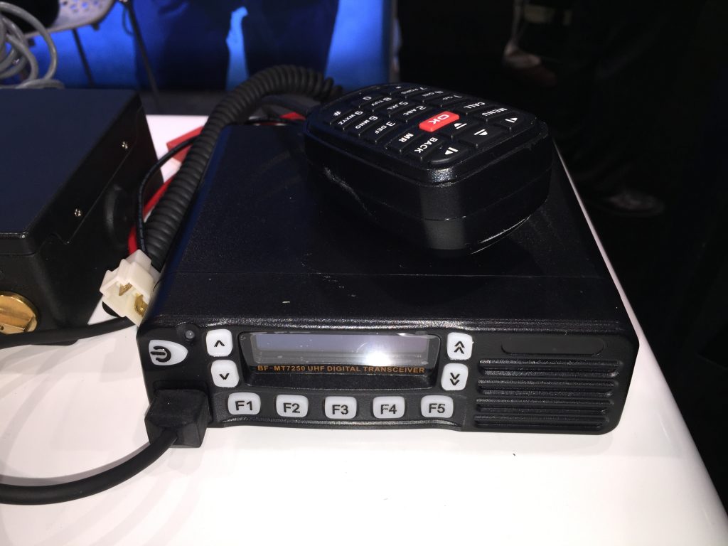  BFDX BF-MT7250 DMR mobile radio
